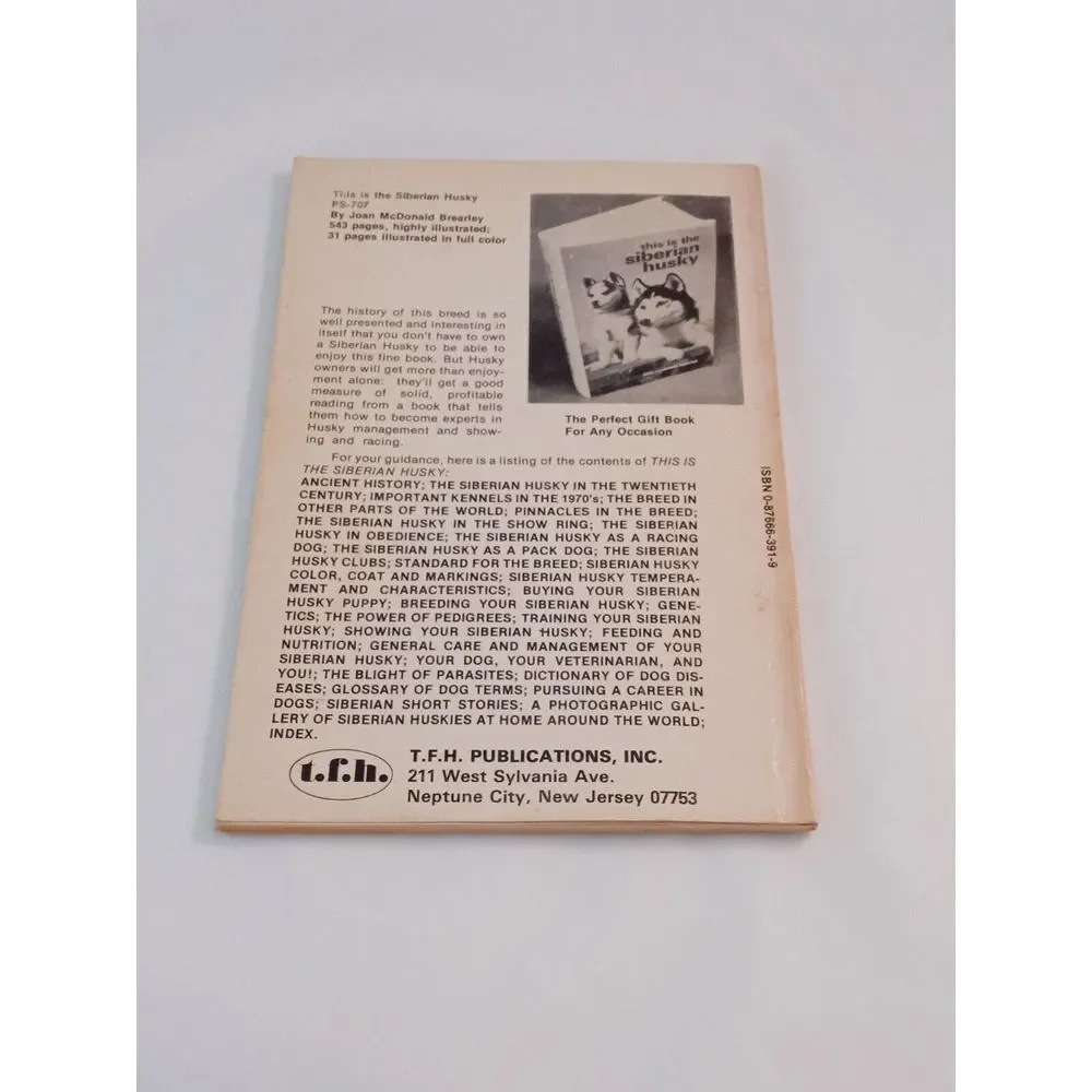 How to Raise and Train‎ a Siberian Husky Paperback Lorna B. Demido 1983